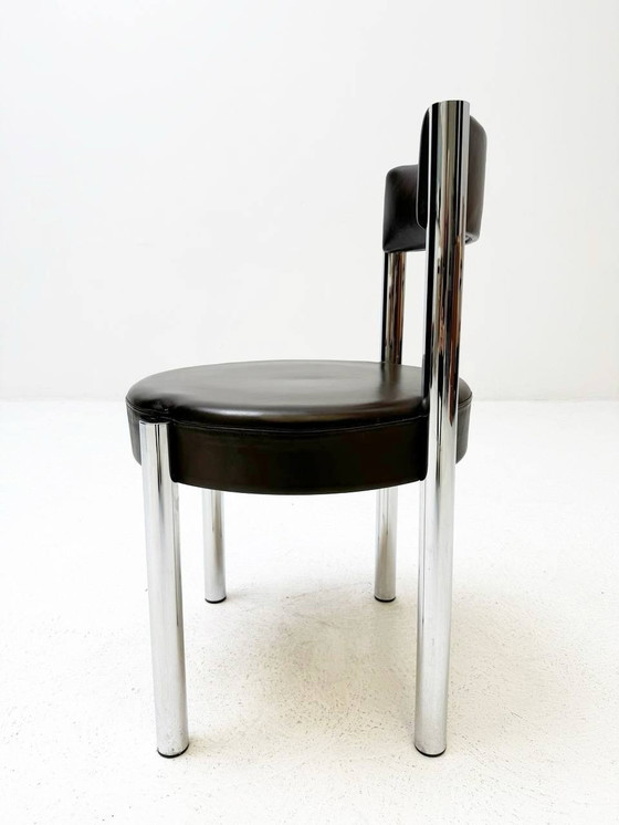 Image 1 of Victoria furniture set: Extendable table and 8 Iconic chrome & leather chairs, 1960s