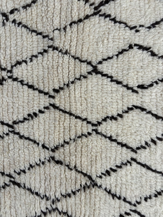 Image 1 of White Moroccan Beni Ouarain Wool Rug