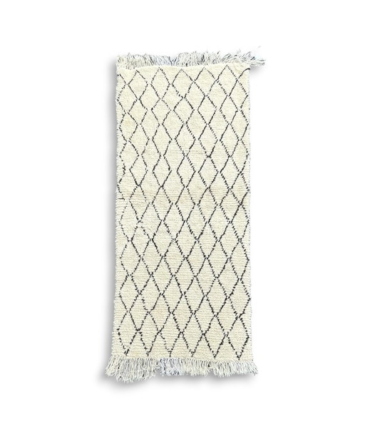 White Moroccan Beni Ouarain Wool Rug