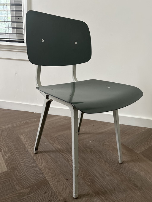 Friso Kramer Revolt chair