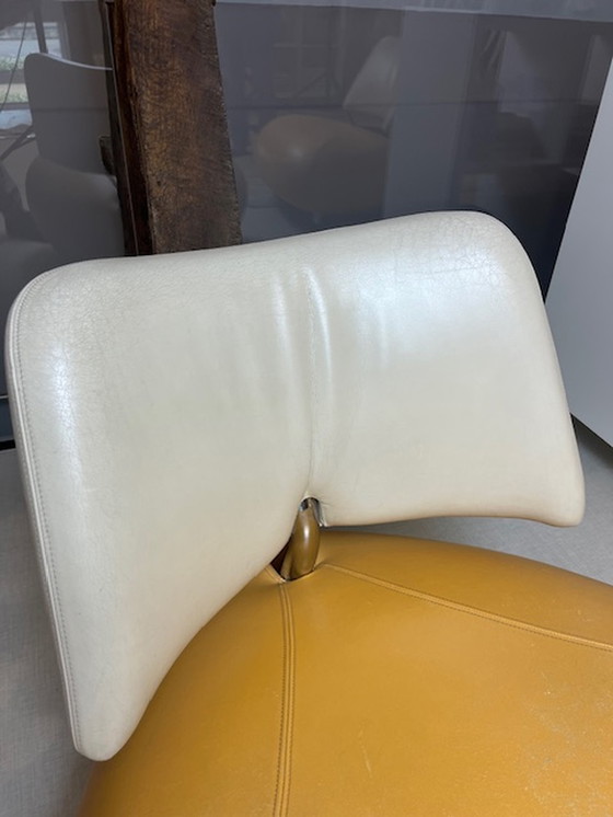 Image 1 of 2x Leolux Pallone armchair