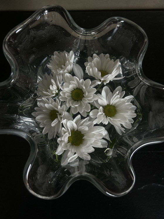 Image 1 of Vase en verre asymétrique