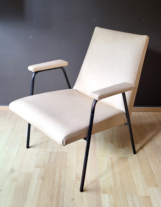 Robert armchair by Pierre Guariche