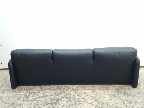 Image 1 of Cassina Maralunga three-seater designer sofa leather sofa couch Magistretti