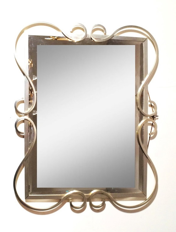 Image 1 of Miroir de style néoclassique des années 50 76 x 58.5 * Hollywood Regency * Miroir Vintage