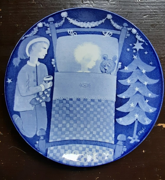 Image 1 of Gustavsberg wall plate by Stig Lindberg