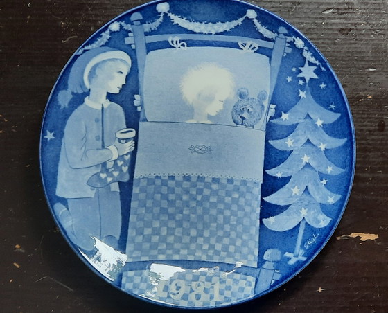 Image 1 of Gustavsberg wall plate by Stig Lindberg