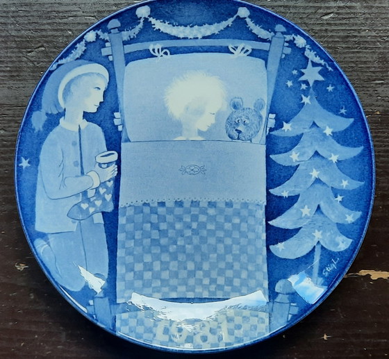 Image 1 of Gustavsberg wall plate by Stig Lindberg