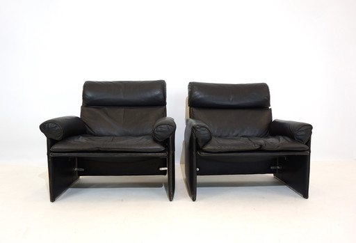 Saporiti Italia set of 2 leather armchairs by Giovanni Offredi