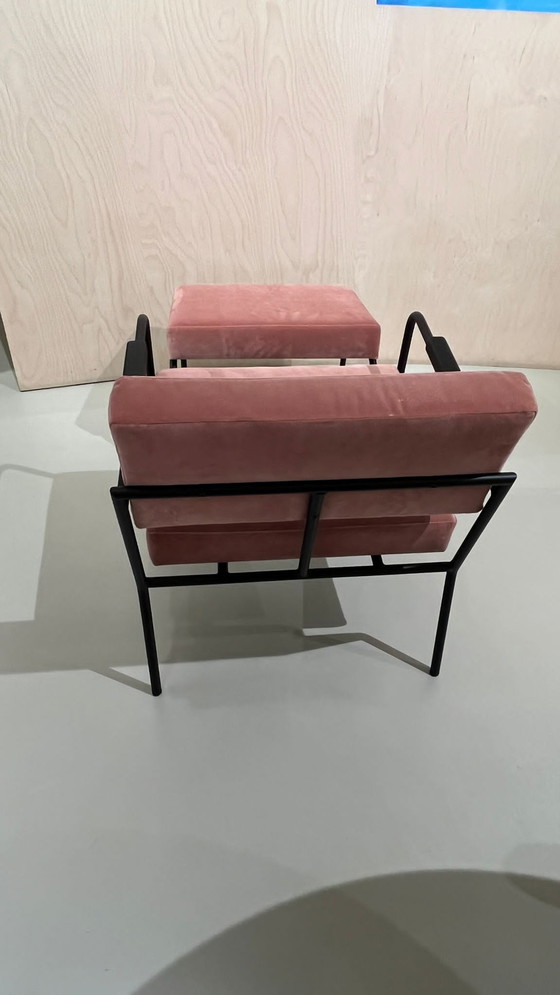 Image 1 of Fest chair + ottoman