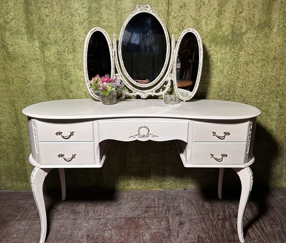 Image 1 of Barok Dressing Table