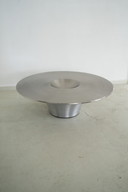 Table basse Alien de Yasuhiro Shito