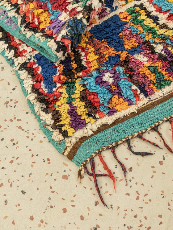 Image 1 of  Boucherouite vintage, tapis berbère, 167 X 233