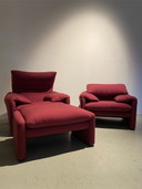 2 x Cassina Maralunga chaise + pouf