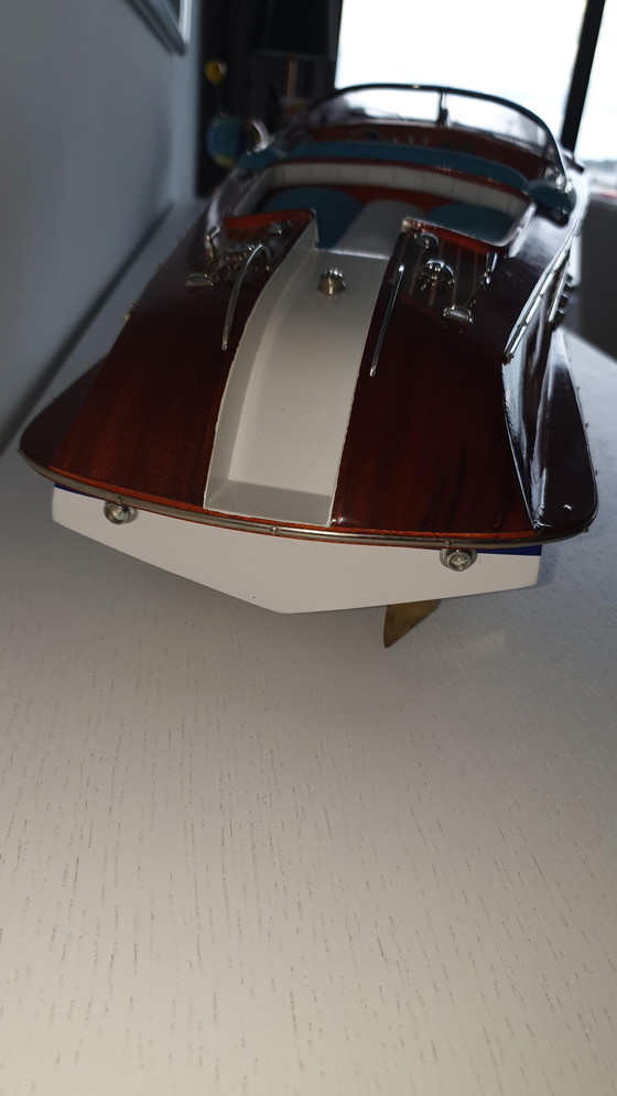 Image 1 of Riva Aquarama model boat 68 cm