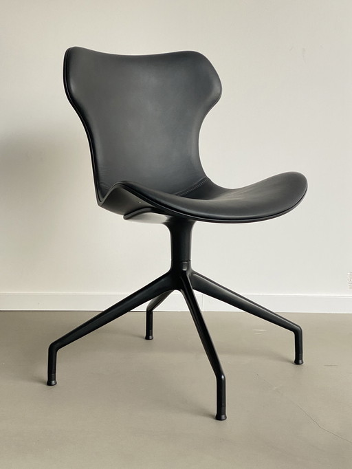 3X B&B Italia - Papilio Shell Chairs - Black Leather