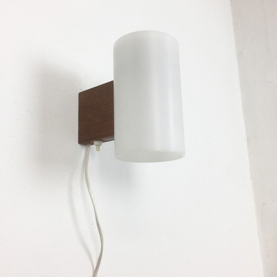 Image 1 of Vintage white acrylic wall lamp by Uno and Östen Kristiansson for Luxus, Sweden 1960