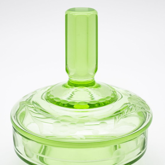 Image 1 of Art Déco Crystal Uranium Glass Decorative Powder Jar Lid-Box Antique Chic Unique