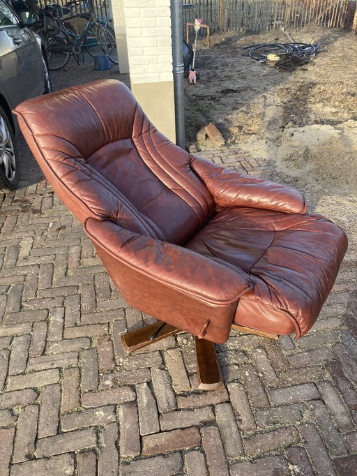 Midcentury Swivel Relax Armchair