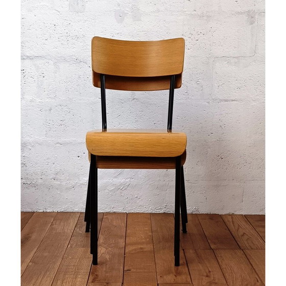 Image 1 of Sedia da scuola vintage in legno e base in metallo nero