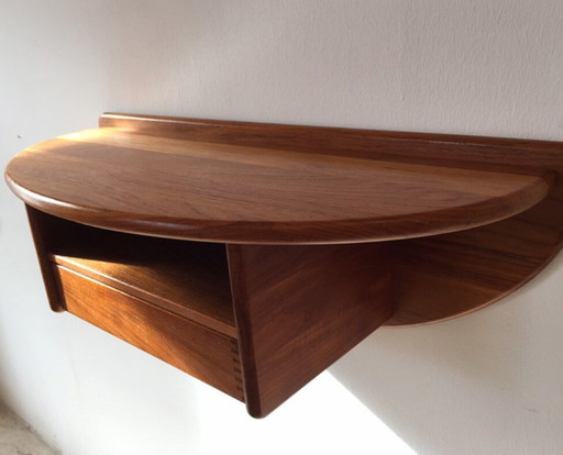 Mid Century  Shelf