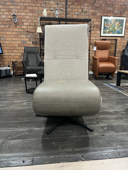 For Sale: Luxury Manual Swivel Relax Chair