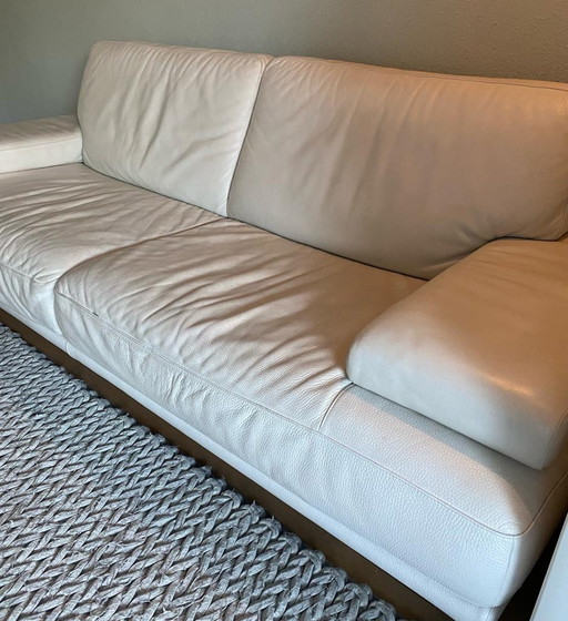 Natuzzi 2.5 seater sofa