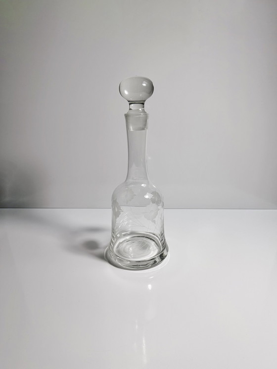 Image 1 of Caraffa decanter Art Déco vintage con fiori di mughetto, 1930, anni '20, '30, in vetro tagliato