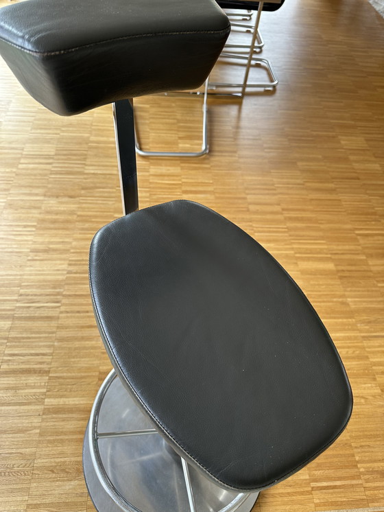 Image 1 of Vitra Perch Nelson swivel chair