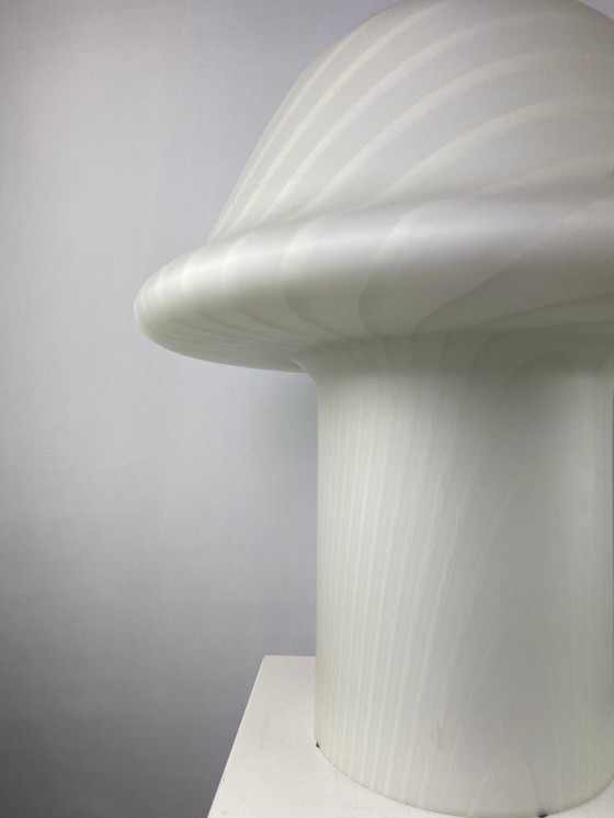 Image 1 of Lampada da tavolo a forma di fungo in vetro bianco Peill e Putzler XXL 1970