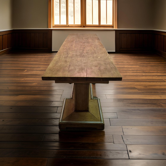 Image 1 of Impressionnante table de style école de La Haye, Suisse 1940