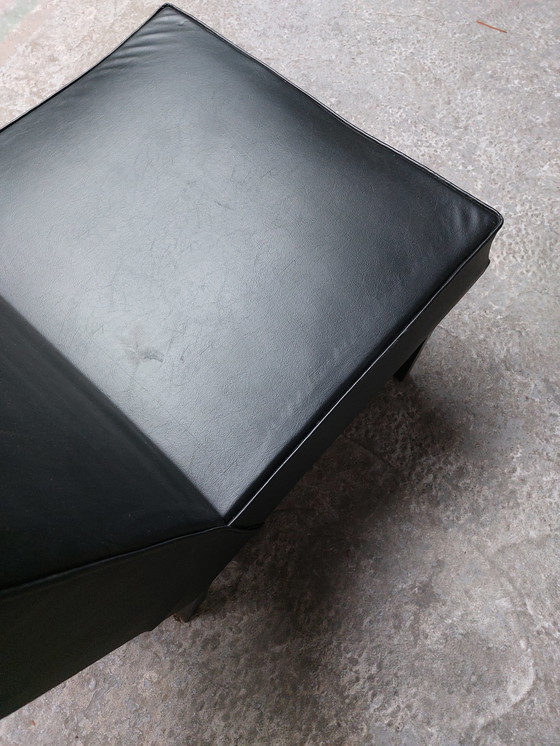 Image 1 of Mid-century Black relax chair