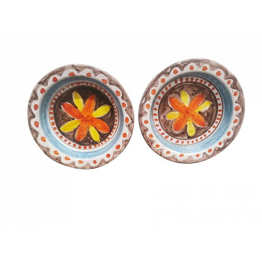 Pair of vintage ceramic plates by Giovanni De Simone