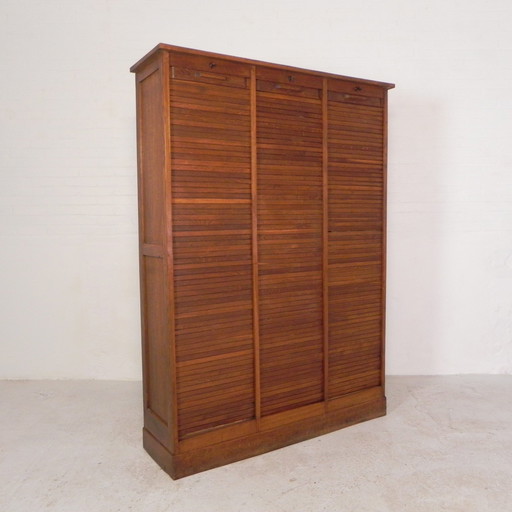 Oak Shutter Cabinet With 3 Shutters, 180 Cm High