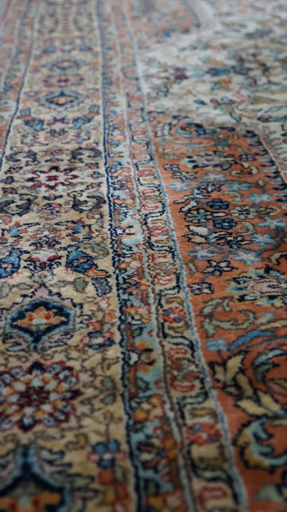 Image 1 of Oriental rug, 204x130cm