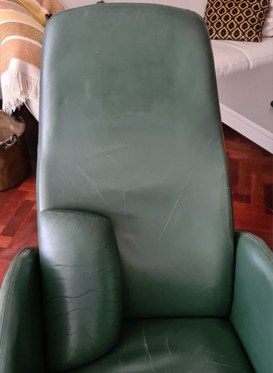 Image 1 of Leather Relax Armchair Young International