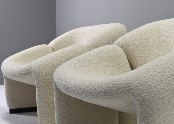 Image 1 of Pair of 1st Edition Pierre Paulin F580 Groovy Chairs for ARTIFORT *New Upholstery* – Netherlands, 1966