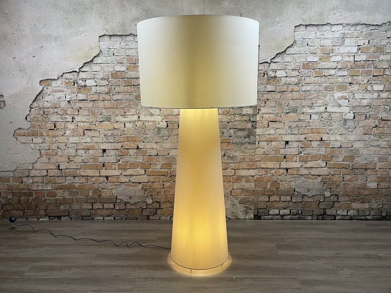 Cappellini Big Shadow | €1,620 | Whoppah