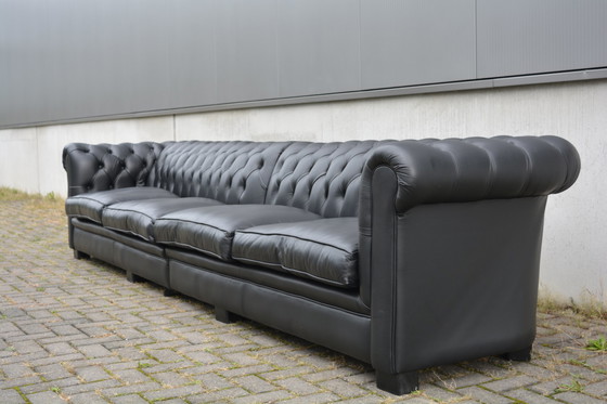 Image 1 of Bendic Chesterfield sofa