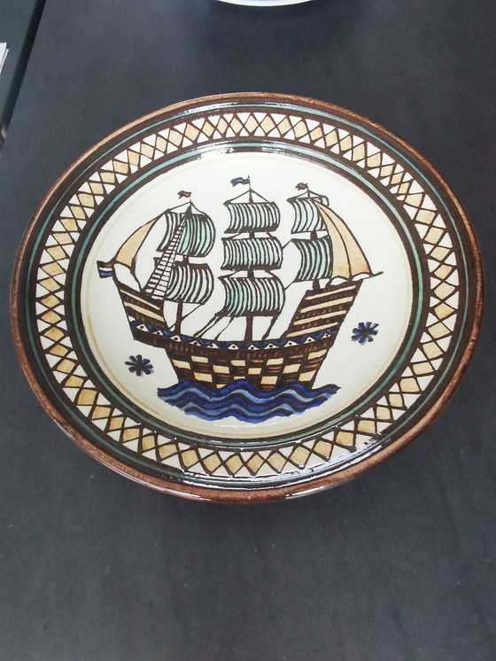 Image 1 of Wall Plate, Russell Tiglia Tiles, Glazed