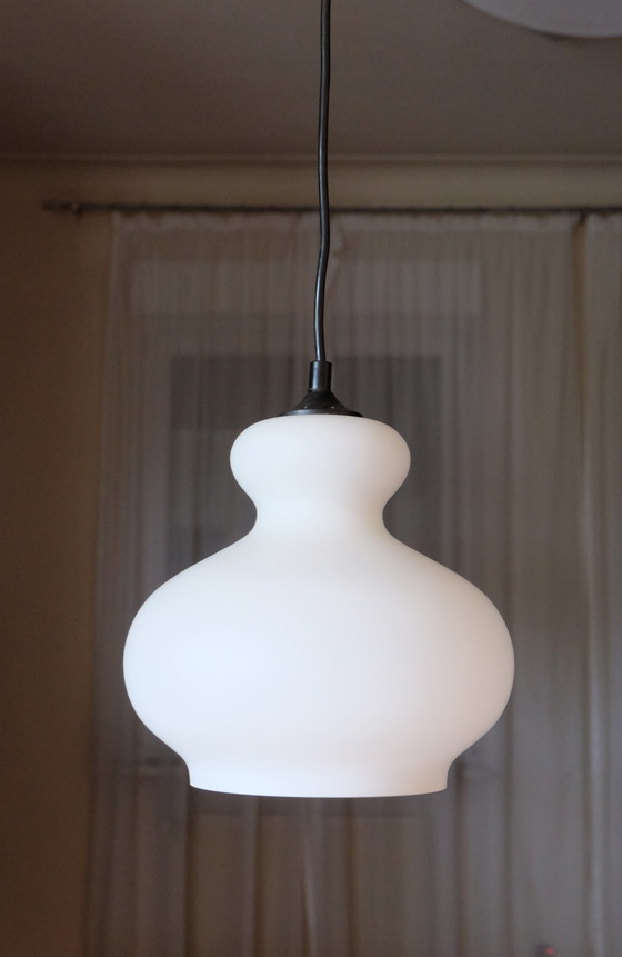 Image 1 of Ceiling lamp Pendant light Cased glass white