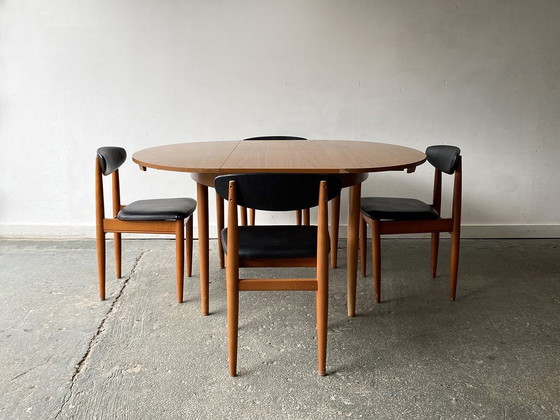 Image 1 of Schreiber Furniture Dining Table And Dining Chairs