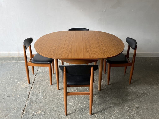 Schreiber Furniture Dining Table And Dining Chairs