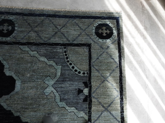 Image 1 of Hand-knotted oriental carpet