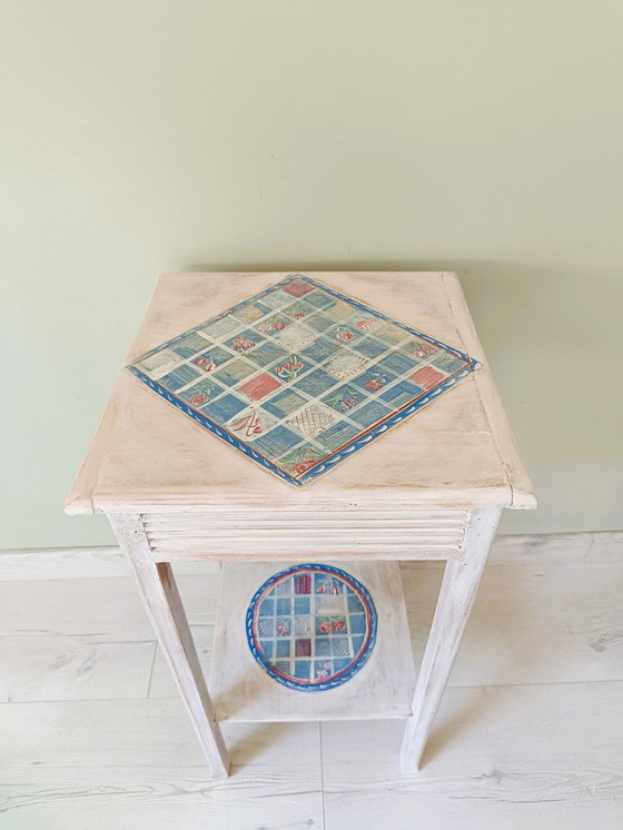 Image 1 of Small Side Table / Worker