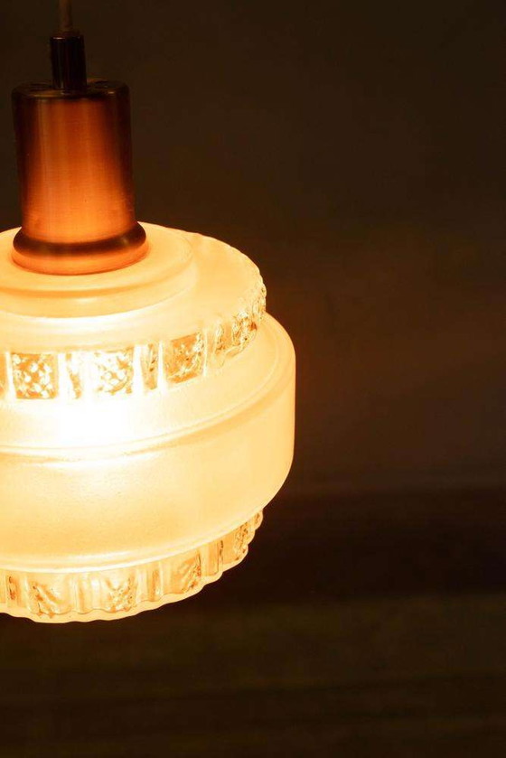 Image 1 of Lampe pendante vintage en verre 60s, lampe pendante scandinave en verre