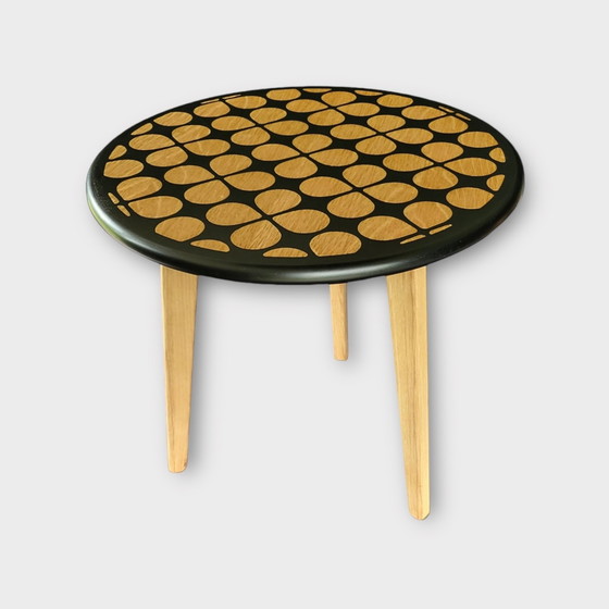 Image 1 of Unique Round Clover Pattern Side Table