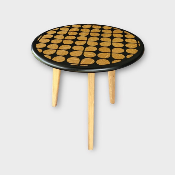 Image 1 of Unique Round Clover Pattern Side Table