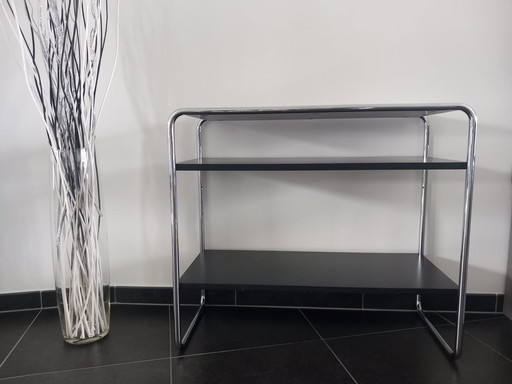 Thonet B22 side table