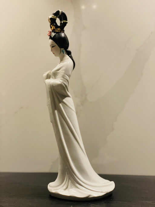 Japanese Geisha Porcelain